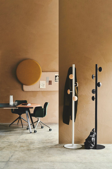 Primum Chair w/Arms on Casters by Bent Hansen