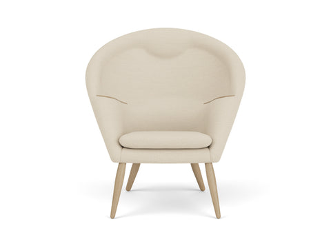 oda lounge chair in hallingdal fabric with natural oak legs by audo copenhagen
