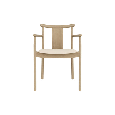 Audo Copenhagen Merkur Dining Chair w/ Armrests in Natural Oak with Logan Jasmine seat, packshot on white
