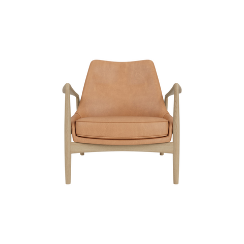 Audo Copenhagen Seal Lounge Chair, Low Back in Natural Oak and Camel Dunes, packshot on white