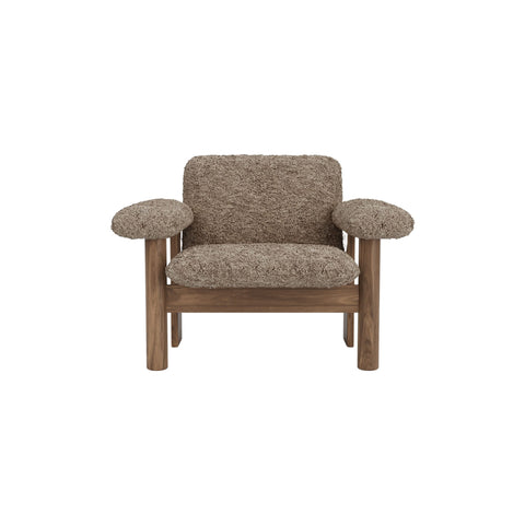 Audo Copenhagen Brasilia Lounge Chair, Low Back in Walnut with Sheepskin Sahara, packshot on white