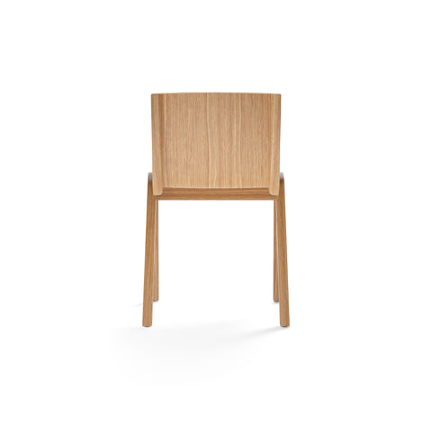 Audo Copenhagen Ready Dining Chair, Fully Upholstered in Natural Oak with Audo Bouclé 02, packshot on white