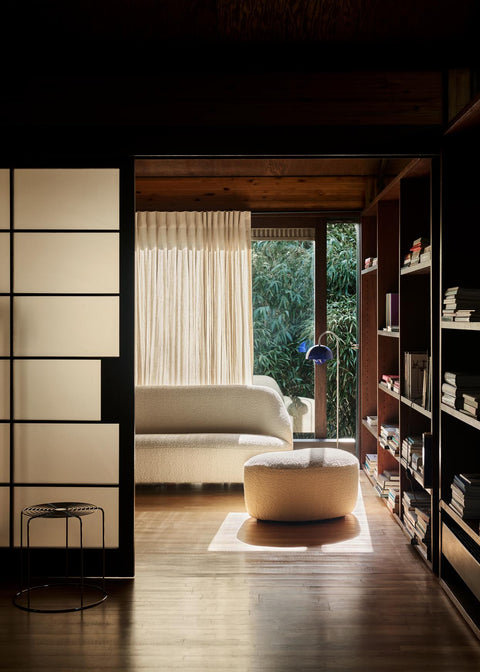 &Tradition Flowerpot VP12 Floor Lamp in Chrome styled with Margas LC Chairs and Wire Stool VP11 for a refined modern living room.