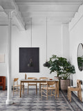 Dining room with Drawn HM3 Chairs in oiled oak by &Tradition, designed by Hvidt & Mølgaard – Scandinavian furniture in contemporary home