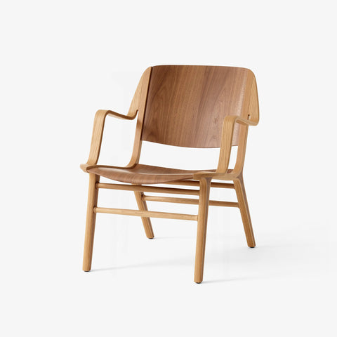 AX HM11 Lounge Chair by &Tradition in lacquered oak and walnut, designed by Hvidt & Mølgaard, Scandinavian design classic