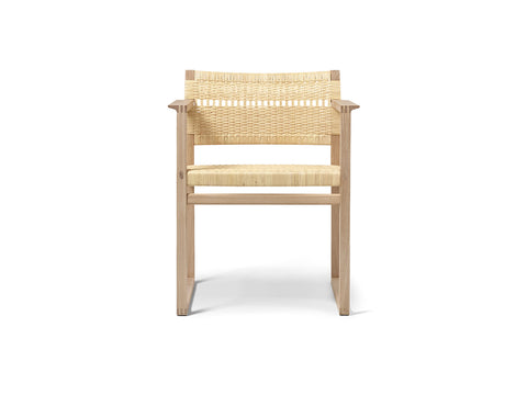 BM62 Armchair in Oak Lacquered designed by Borge mogensen for fredericia furniture