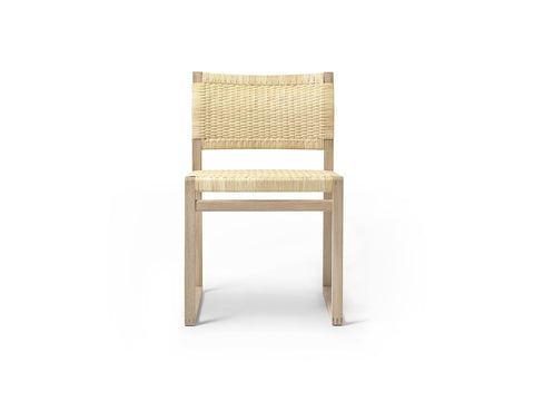 bm61 dining chair by borge mogensen for fredericia furniture in oak lacquered finish with natural cane wicker