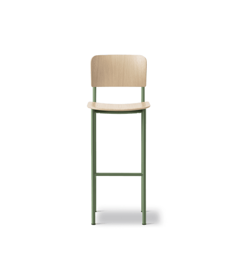 plan barstool by fredericia in oak lacquered and modernist green frame