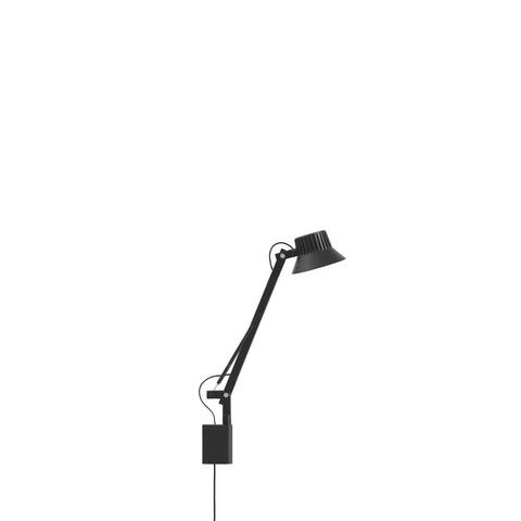 dedicate wall lamp by muuto in black