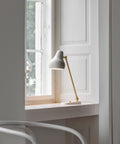 white scandinavian miniamlist table lamp 