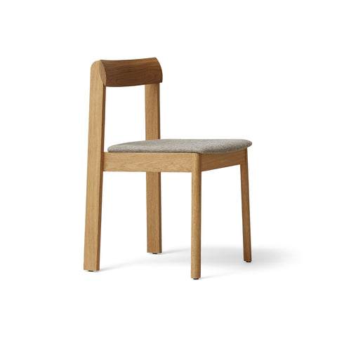 Form & Refine Blueprint Chair, Hallingdal 65 and Oak, solid oak dining chair, three-quarter view on white background