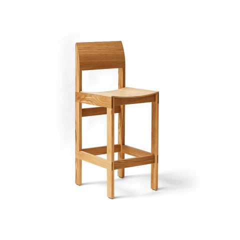 Form & Refine Sonder Bar Chair 65, Oak, solid oak bar chair, three-quarter view on white background