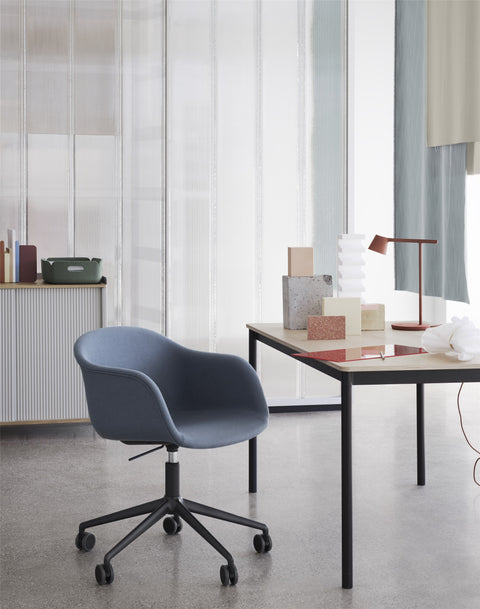 scandinavian office chair and desk by muuto 