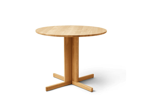 Form & Refine Trefoil Table Ø90 in solid European oak by Jonas Herman Danish modern dining table oak