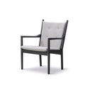 Side profile of the Hans J. Wegner 1788 lounge chair for Fredericia
