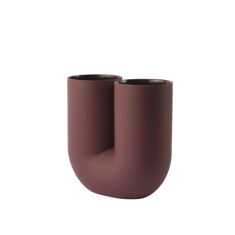 Muuto Kink Vase in deep red