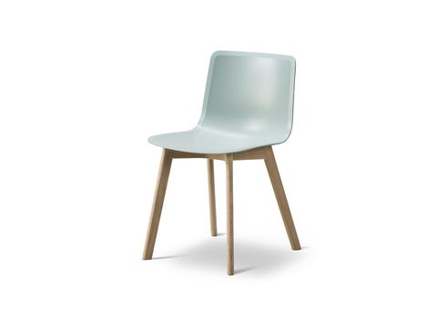 Pato Chair by Fredericia in Ocean with Oak Lacquered Base