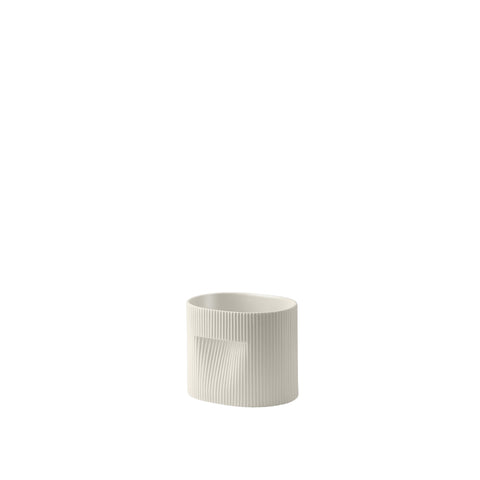 ridge planter by muuto in off white