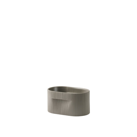 ridge planter by muuto in taupe