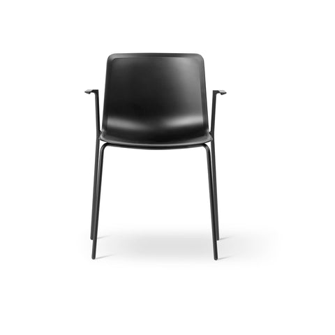Black Pato Armchair with armrests and slim four-leg frame