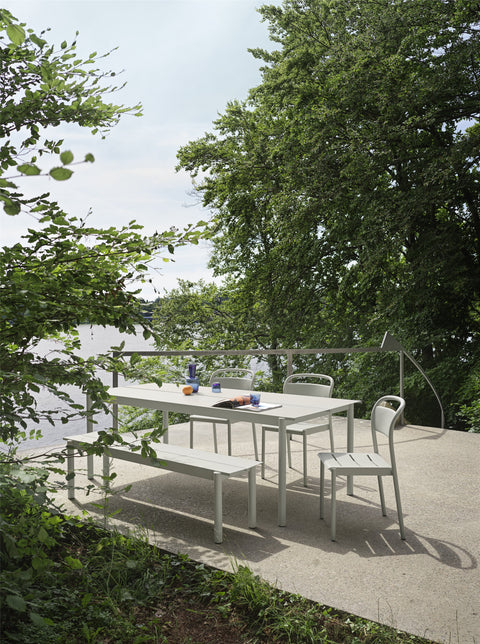 outdoor scandinavian dining table by muuto 