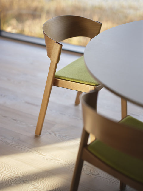 scandinavian dining chairs