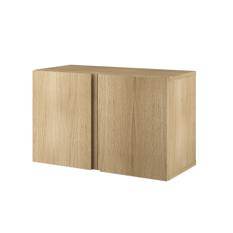 String Furniture Pira Cabinet in white oak, 26.1 inch shelf cabinet with discreet handles, white background packshot
