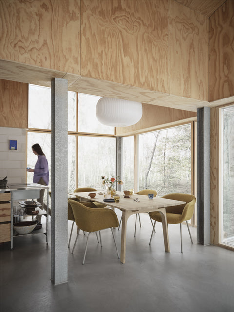 muuto dining table and dining chairs