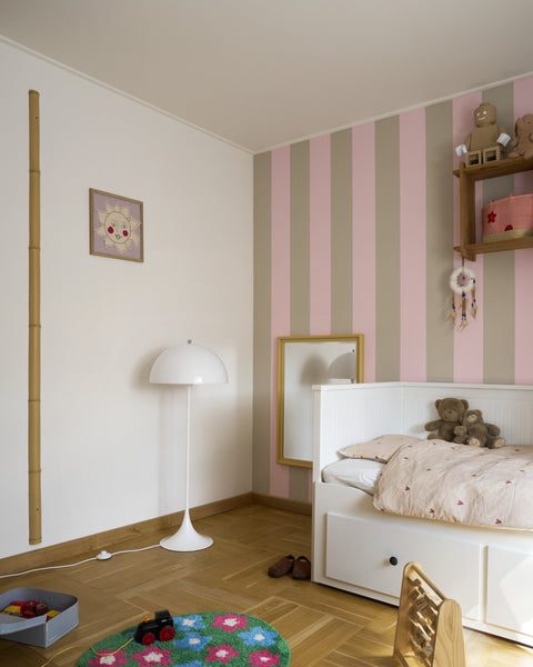 Louis Poulsen Panthella 400 Floor Lamp, white opal acrylic floor lamp in a children's room with a striped wall and a daybed