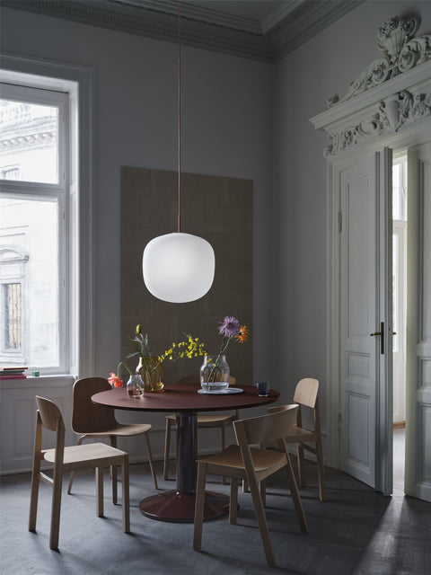 scandinavian dining chairs by muuto