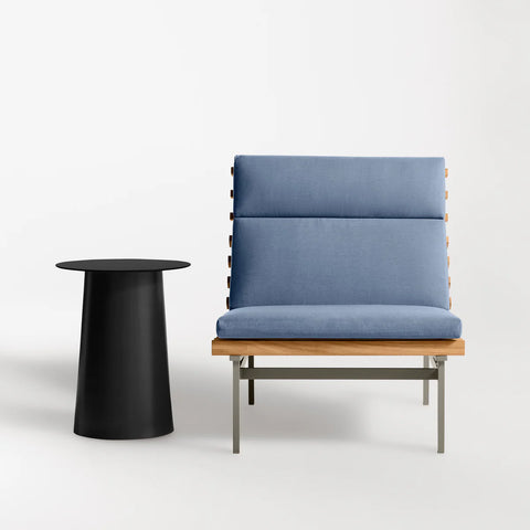 Perch Outdoor Lounge Chair by Blu Dot in Sunbrella Haze with charcoal aluminum frame and teak slats, styled with Circula Tall Side Table in Oblivion