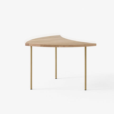 &Tradition Pinwheel HM7 End Table in oiled oak with brass legs, Danish design by Hvidt & Mølgaard
